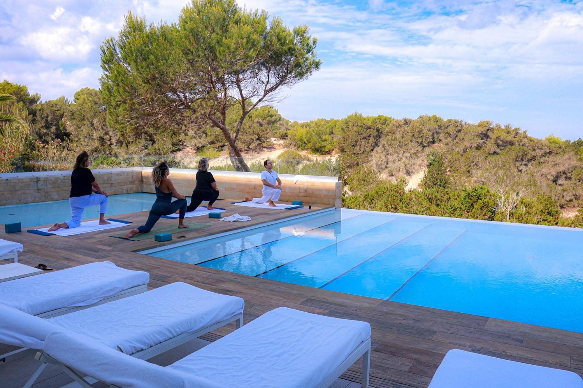 Hotel Cala Saona & Spa Exterior photo